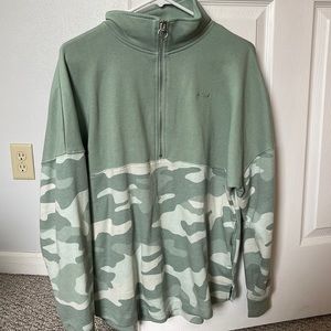 PINK Victoria secret sweater, size small in women’s.